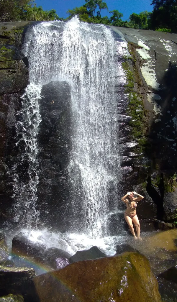 cachoeira 3 tombos ilhabela